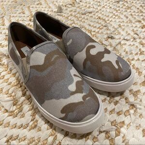 Steve Madden Camo Slip On Sneakers